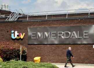 Emmerdale Star’s On-Screen Death After 16 Years – ITV Soap Exit news-06102024-150326