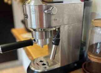 Comparing Amazon’s Coffee Machine to Starbucks: A Former Barista’s Perspective news-08102024-233406