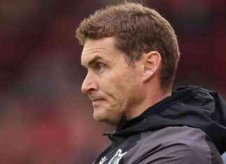 Improving Gas Performance: Rovers Boss Critiques Defeat at Huddersfield news-19102024-201558