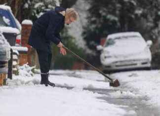 Snowfall Expected in Bristol as Temperatures Drop news-19112024-095751