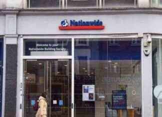 Showing Gratitude: Nationwide Thanks Customers Before UK Branch Closures showing-gratitude-nationwide-thanks-customers-before-uk-branch-closures