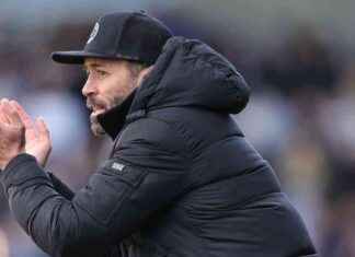 Calderon Focuses on Game-by-Game Approach for Bristol Rovers Survival calderon-focuses-on-game-by-game-approach-for-bristol-rovers-survival