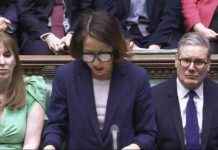 Universal Credit payment delay plan for under 22s announced universal-credit-payment-delay-plan-for-under-22s-announced