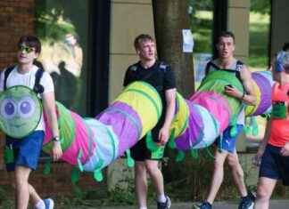 Bristol Street Race: 93 Photos of 23,000 Runners in Action bristol-street-race-93-photos-of-23000-runners-in-action