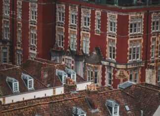 Bristol Court Apartments: Discover Luxury Living and Hidden Gems