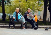 Bristol Herald Courier Obits: Discover Heartfelt Stories and Tributes