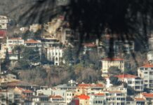 Bristol Bay Apartments: Discover Stunning Coastal Living Options