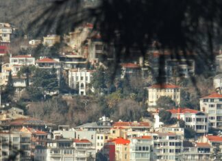 Bristol Bay Apartments: Discover Stunning Coastal Living Options