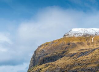 Naknek Bristol Bay Alaska: Discover Stunning Wilderness Adventures