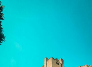 Redpoint Bristol Climbing Centre: Discover Your Next Adventure!