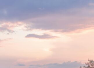 Sunset Bristol: Discover Breathtaking Views That Captivate Hearts