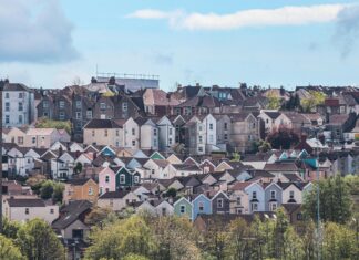 Bristol Suburbs: Discover Hidden Gems That Will Amaze You!