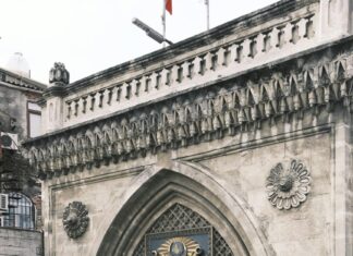 Old Market Street Bristol: Discover Hidden Gems and Rich History