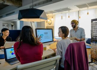 Creative Jobs Bristol: Discover Exciting Opportunities Today!