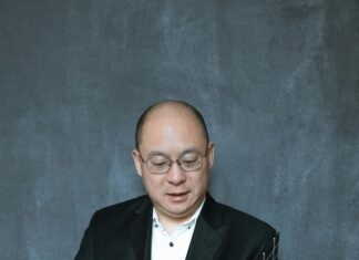 Administration Jobs Bristol: Unlock Your Dream Career Today!