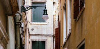 Hatter House Cafe Bristol: Discover the Magic of This Hidden Gem