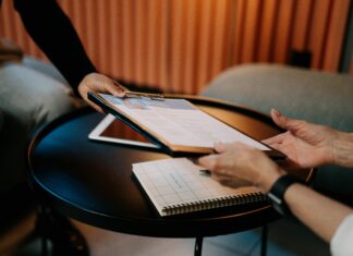 HR Jobs Bristol: Discover Exciting Opportunities for Your Career!